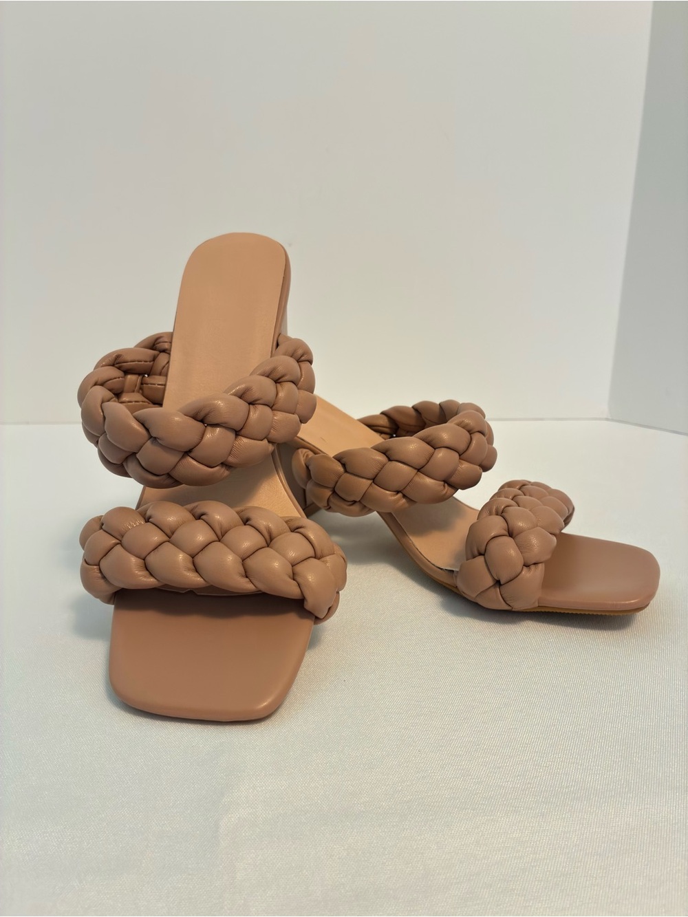 Tan Braided Double-Strap Block Heel Sandal Size EUR 35 New With Tag